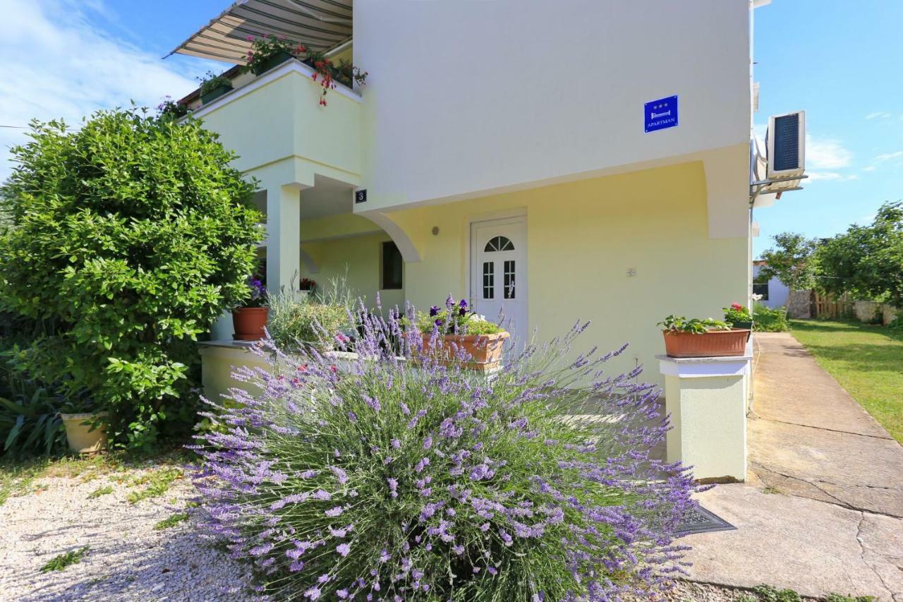 Apartments Romansa Затон Экстерьер фото