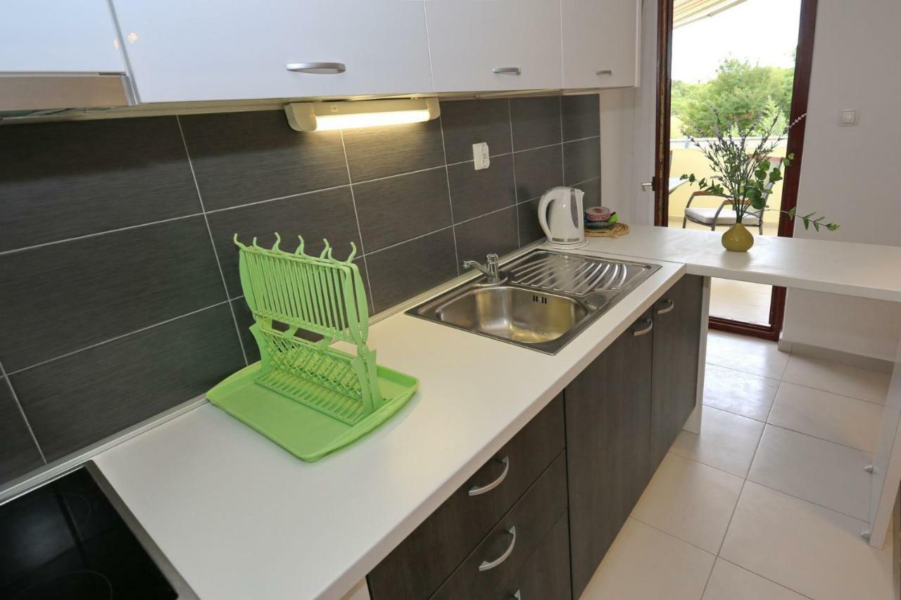 Apartments Romansa Затон Экстерьер фото
