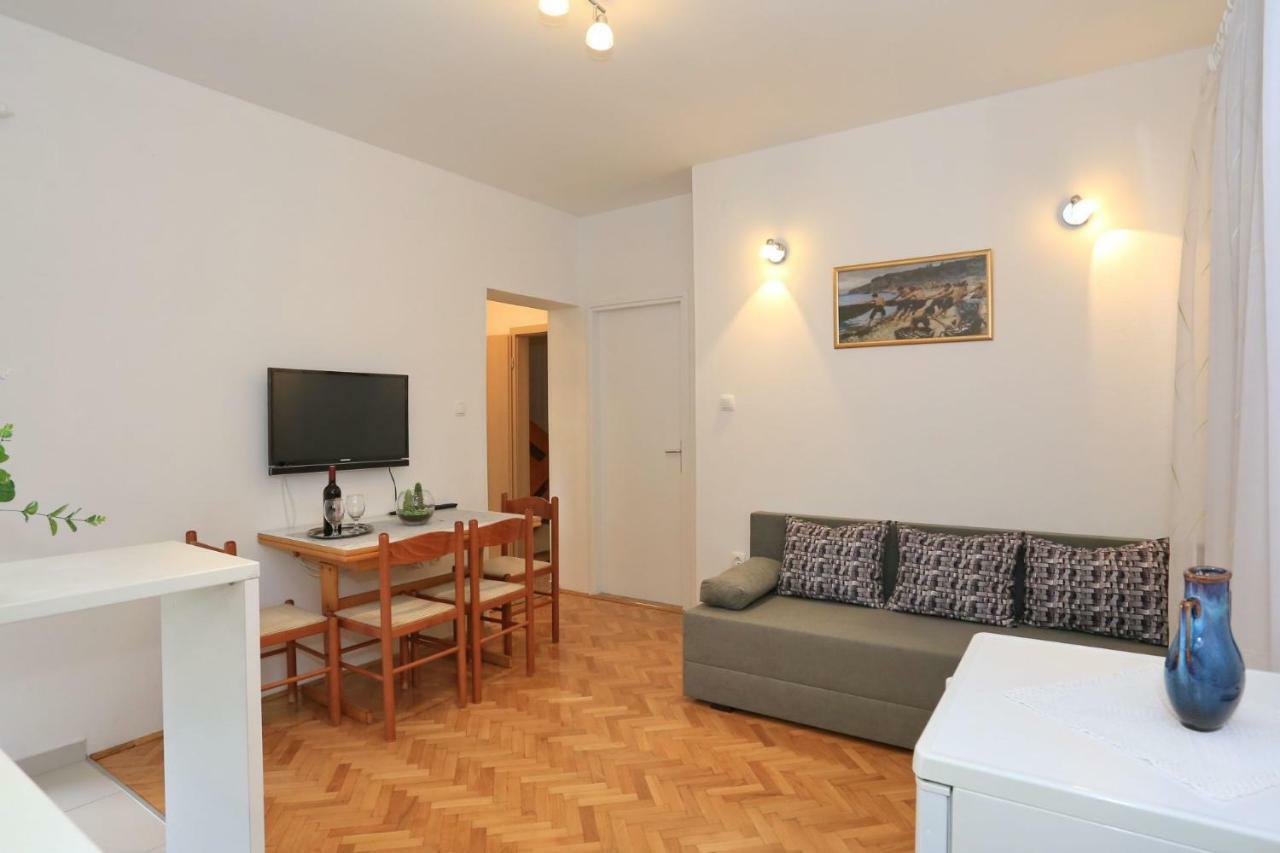 Apartments Romansa Затон Экстерьер фото