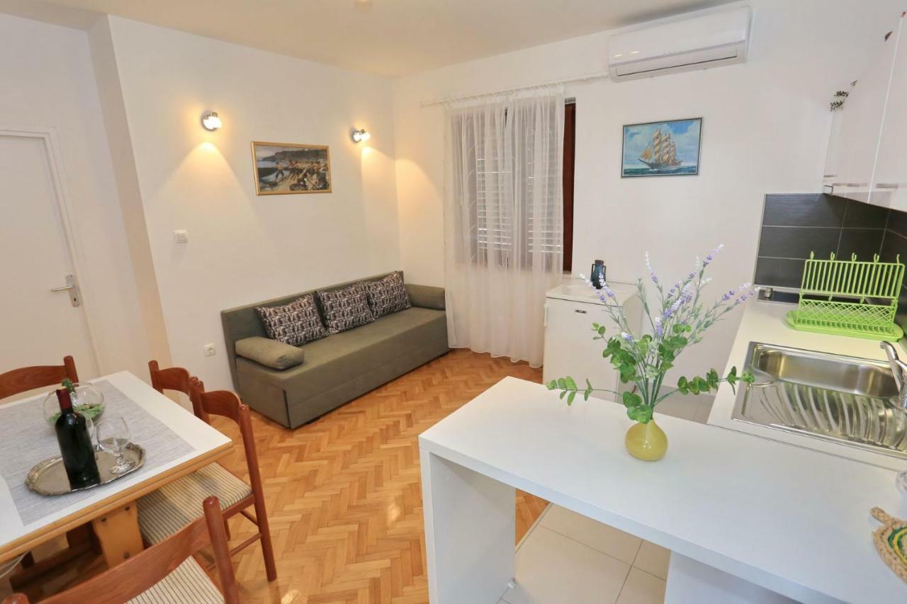 Apartments Romansa Затон Экстерьер фото